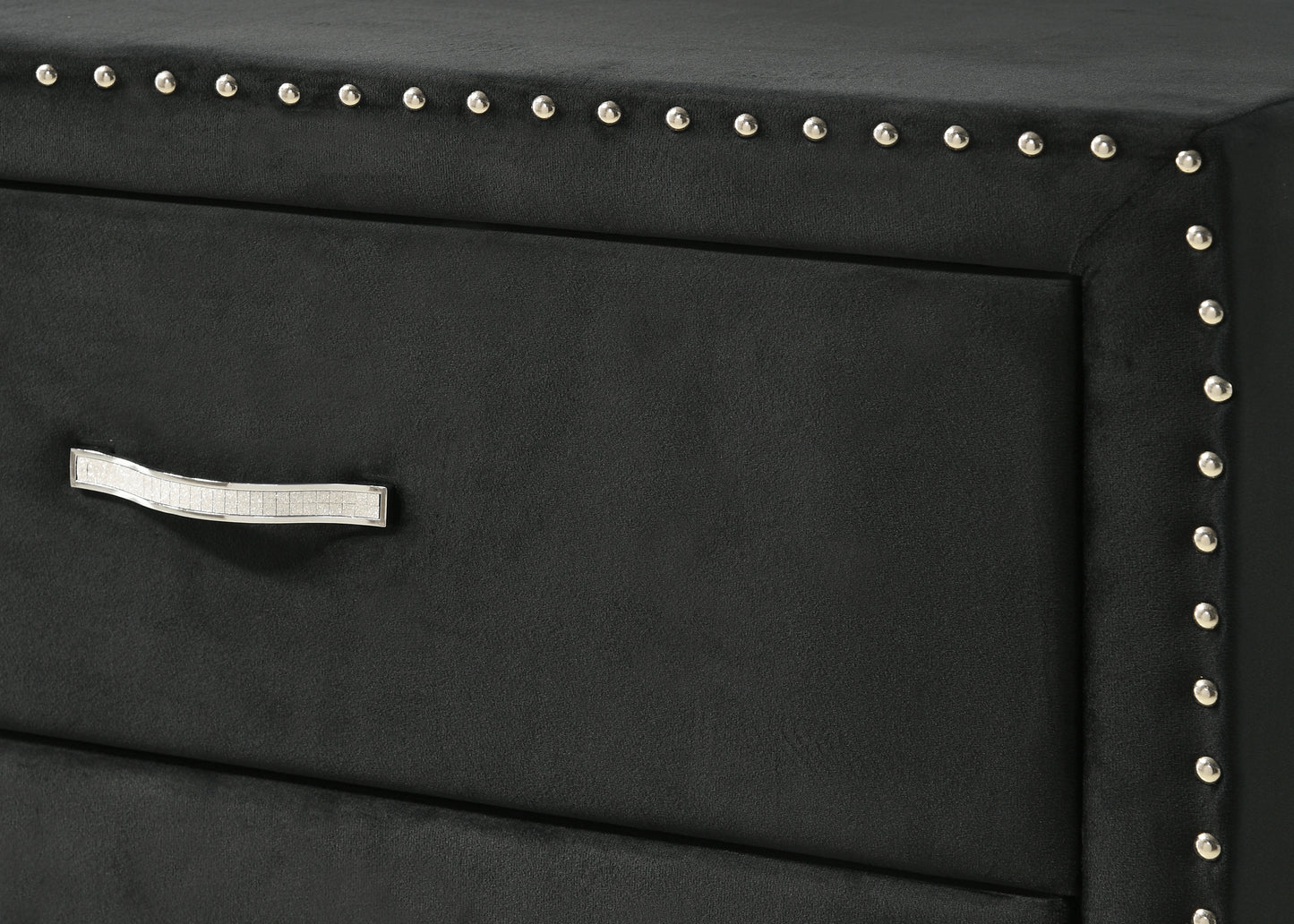 Lucinda Black Bedroom Collection
