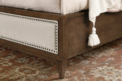 Bellevue King Bed - W1042-90K