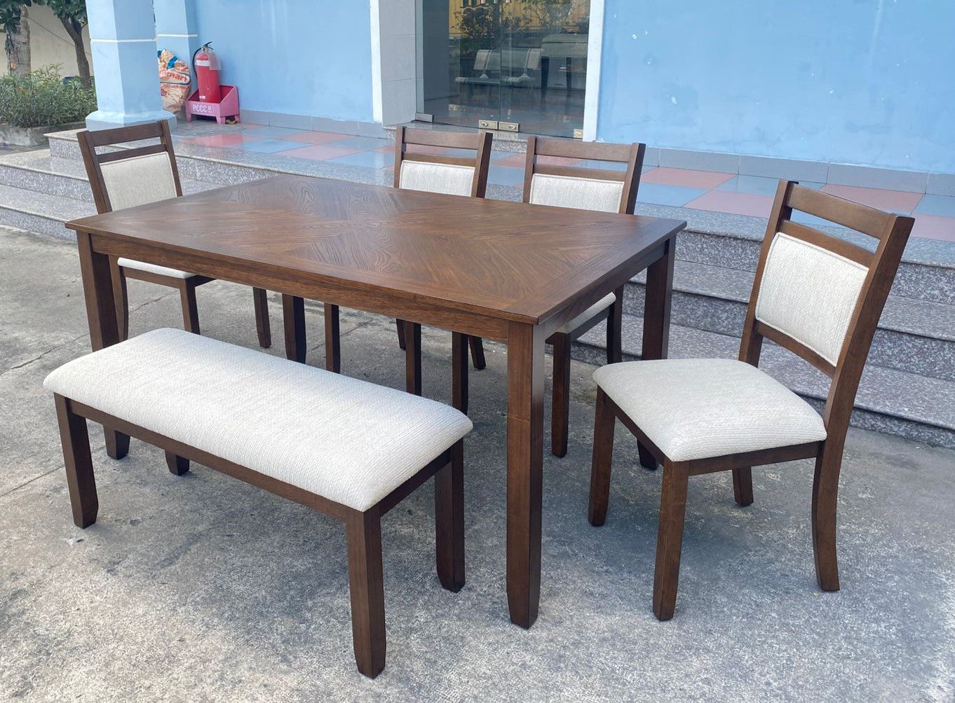 Avasa Dining Collection