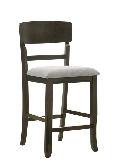 Oakly Counter Height Dining Collection