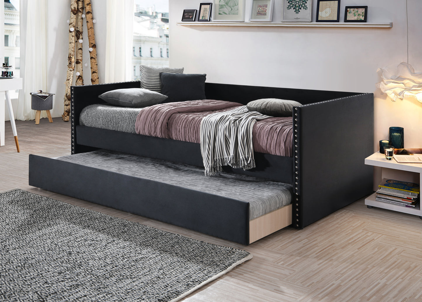 Sadie Daybed Collection
