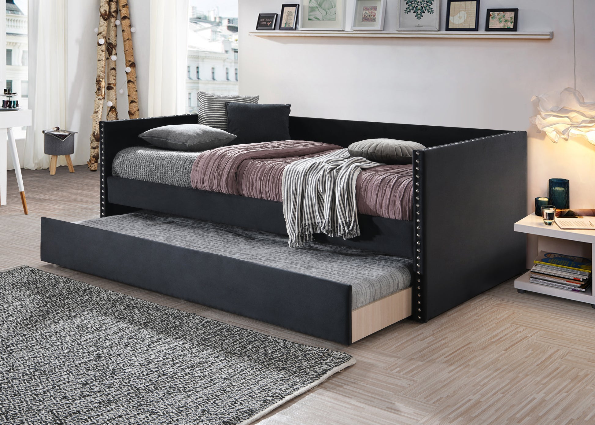 Sadie Daybed Collection