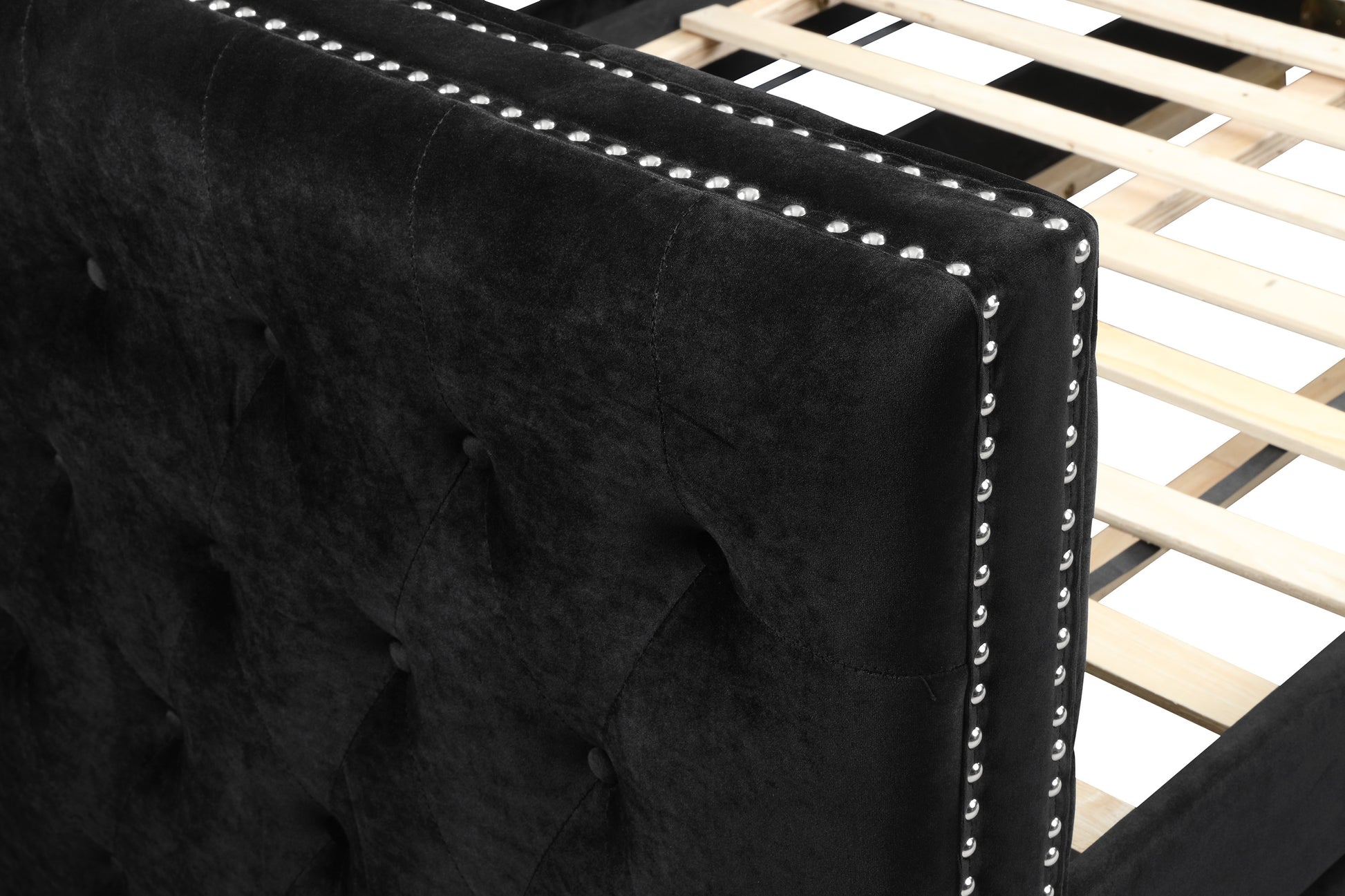 Trina Daybed Collection