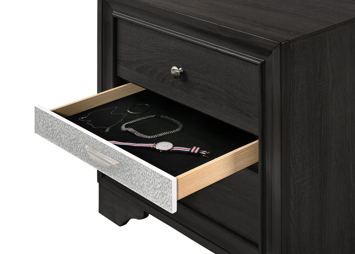 Regata Black Silver Bedroom Collection