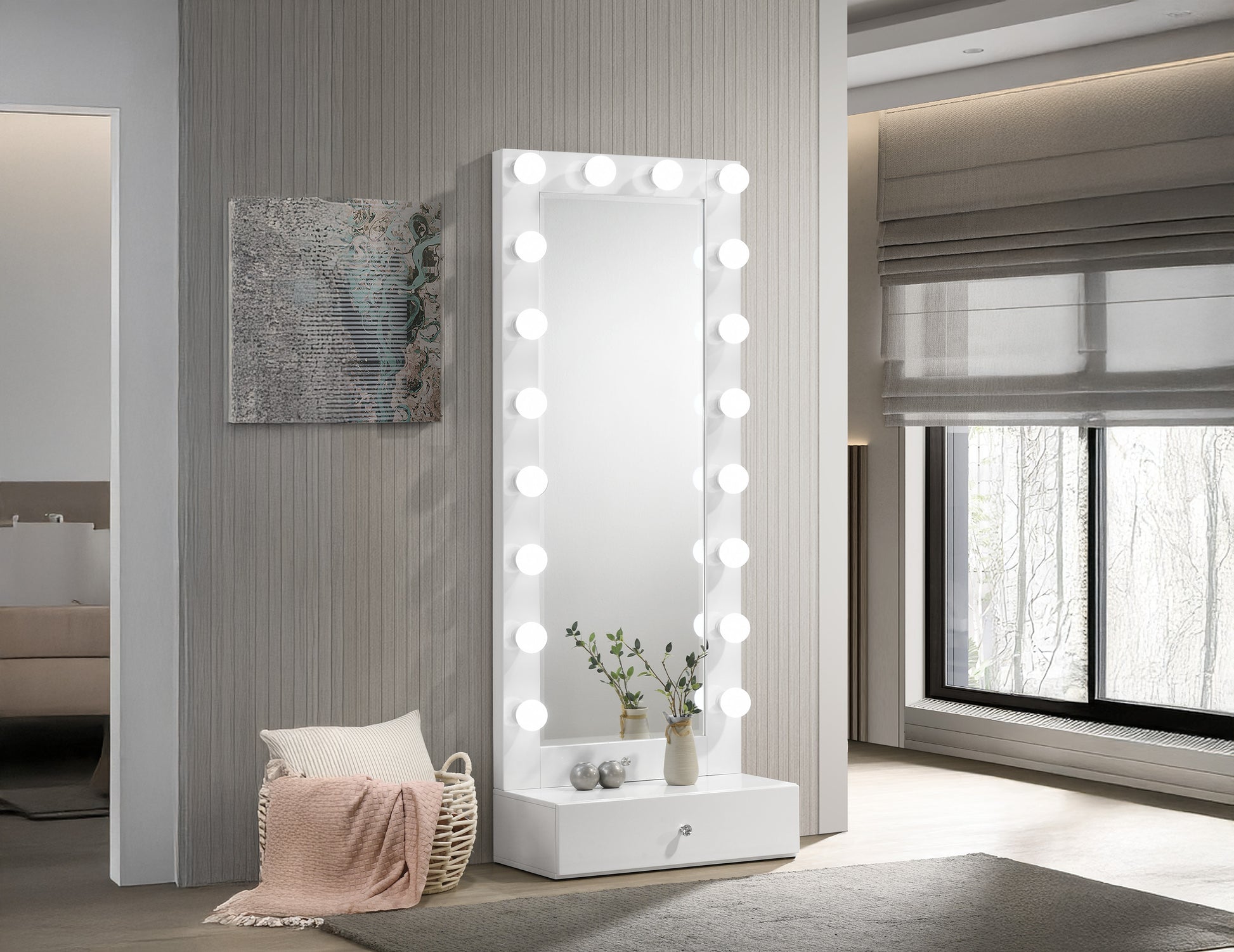 Luxo White Vanity Collection