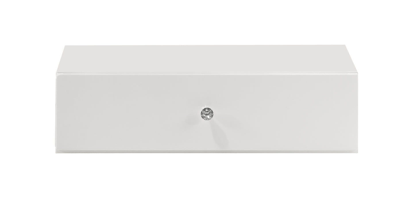 Luxo White Vanity Collection