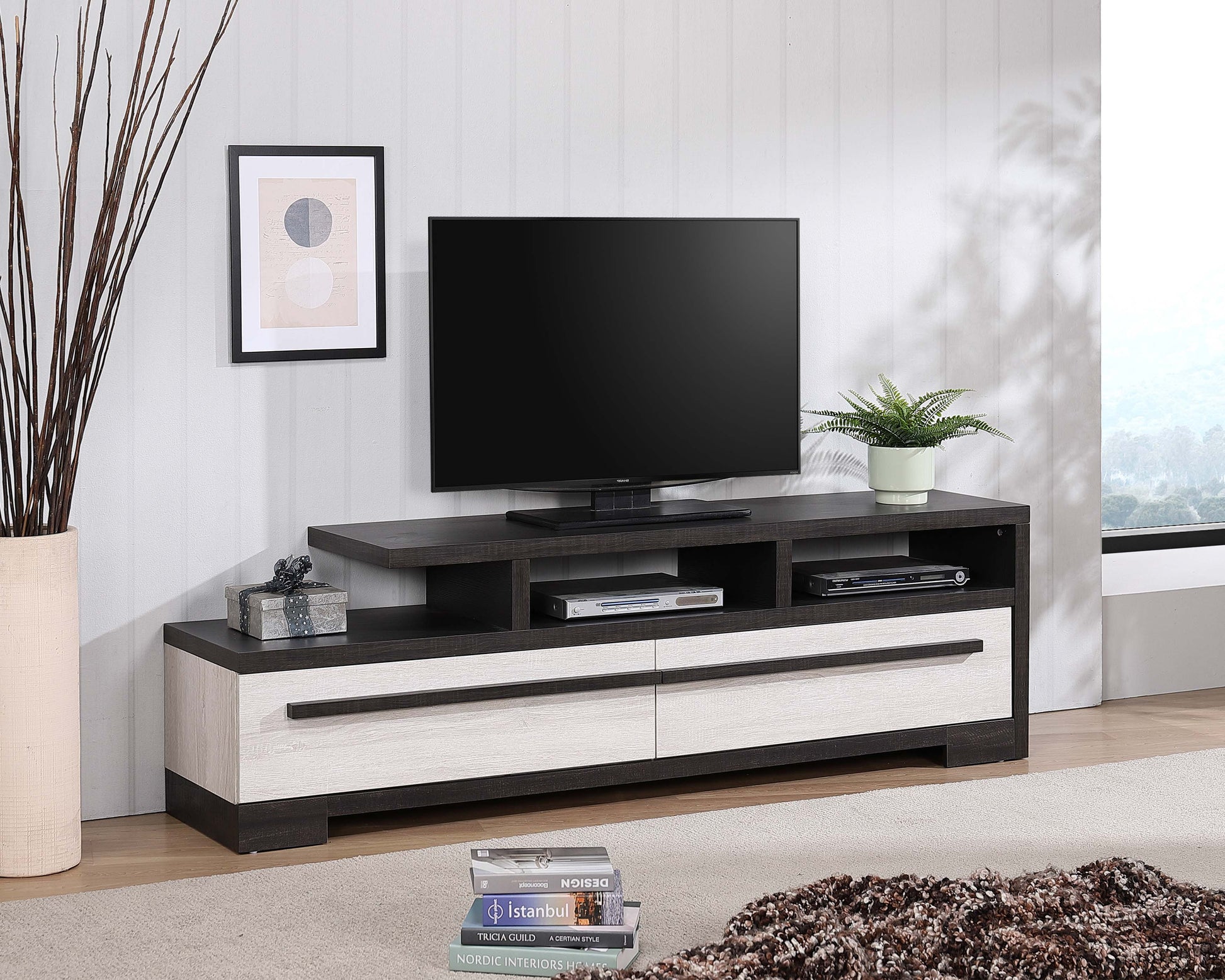 Remington Chalk Ebony Bedroom Collection