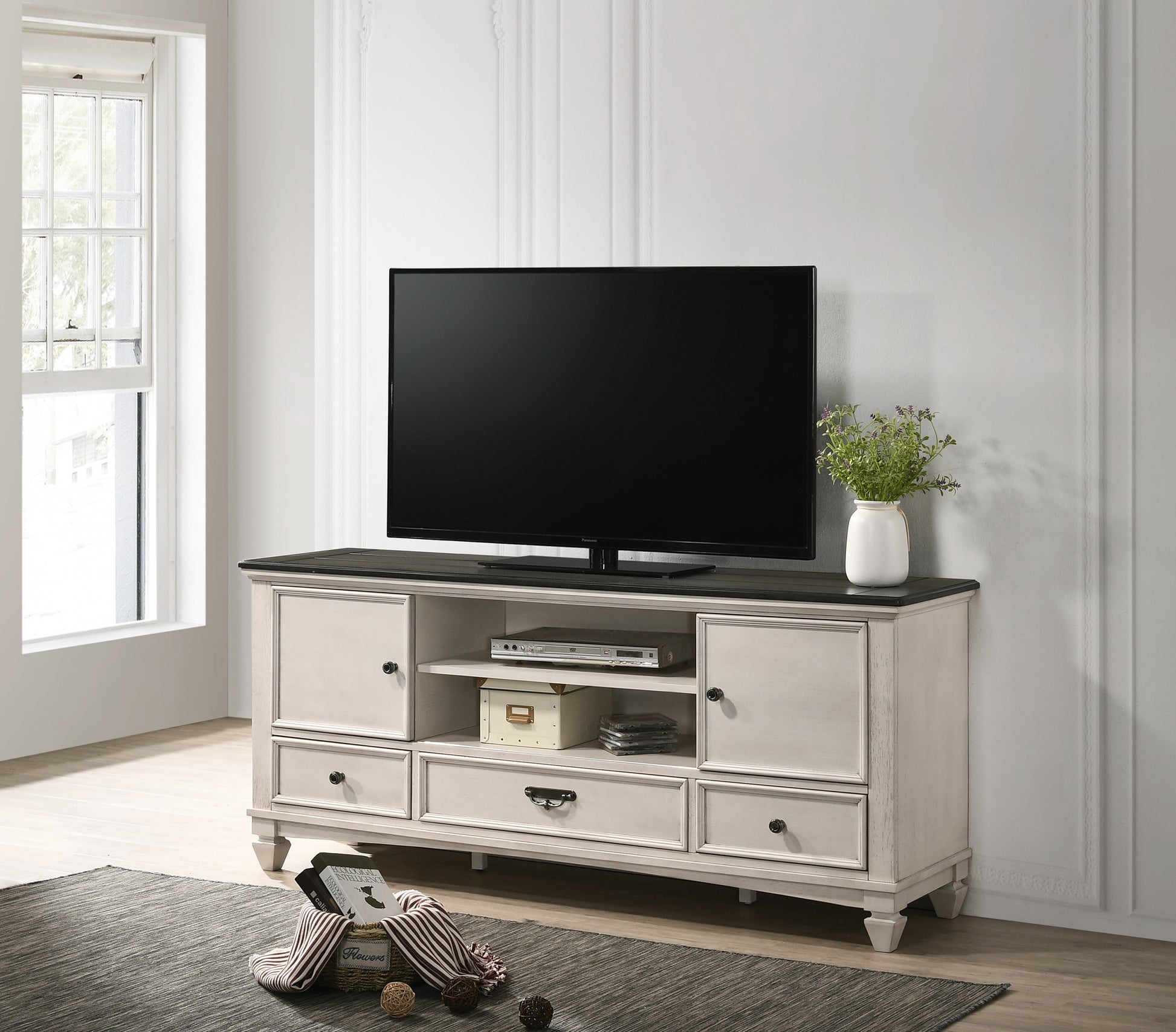Sawyer Bedroom Collection