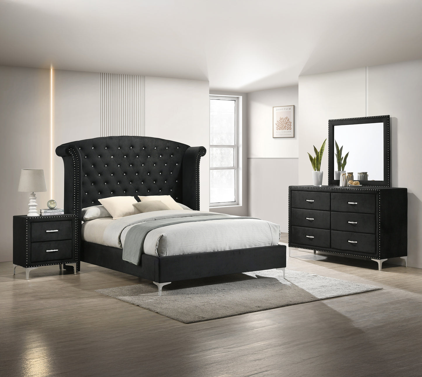 Lucinda Black Bedroom Collection