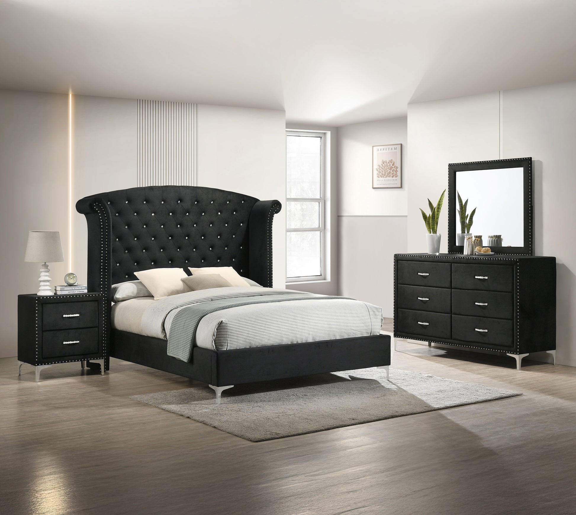 Lucinda Black Bedroom Collection