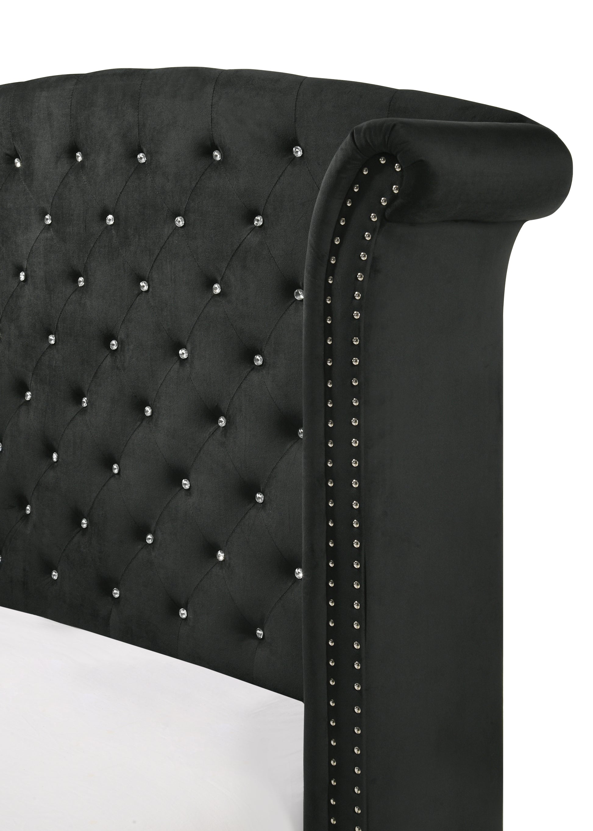 Lucinda Black Bedroom Collection