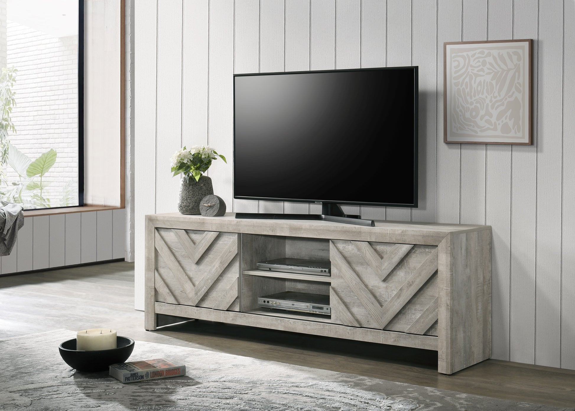 Valor Bedroom Collection