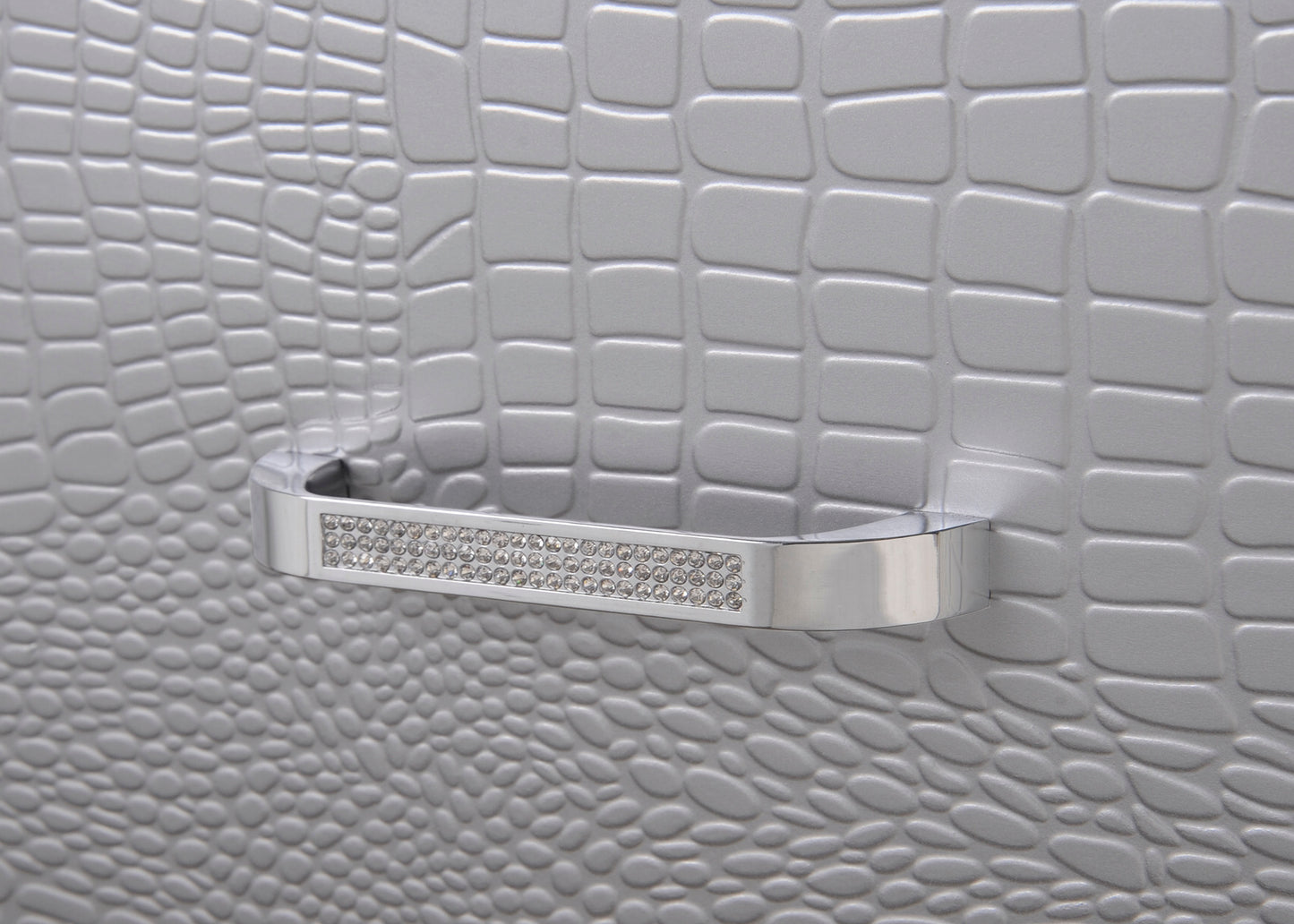 Lillian Bedroom Collection