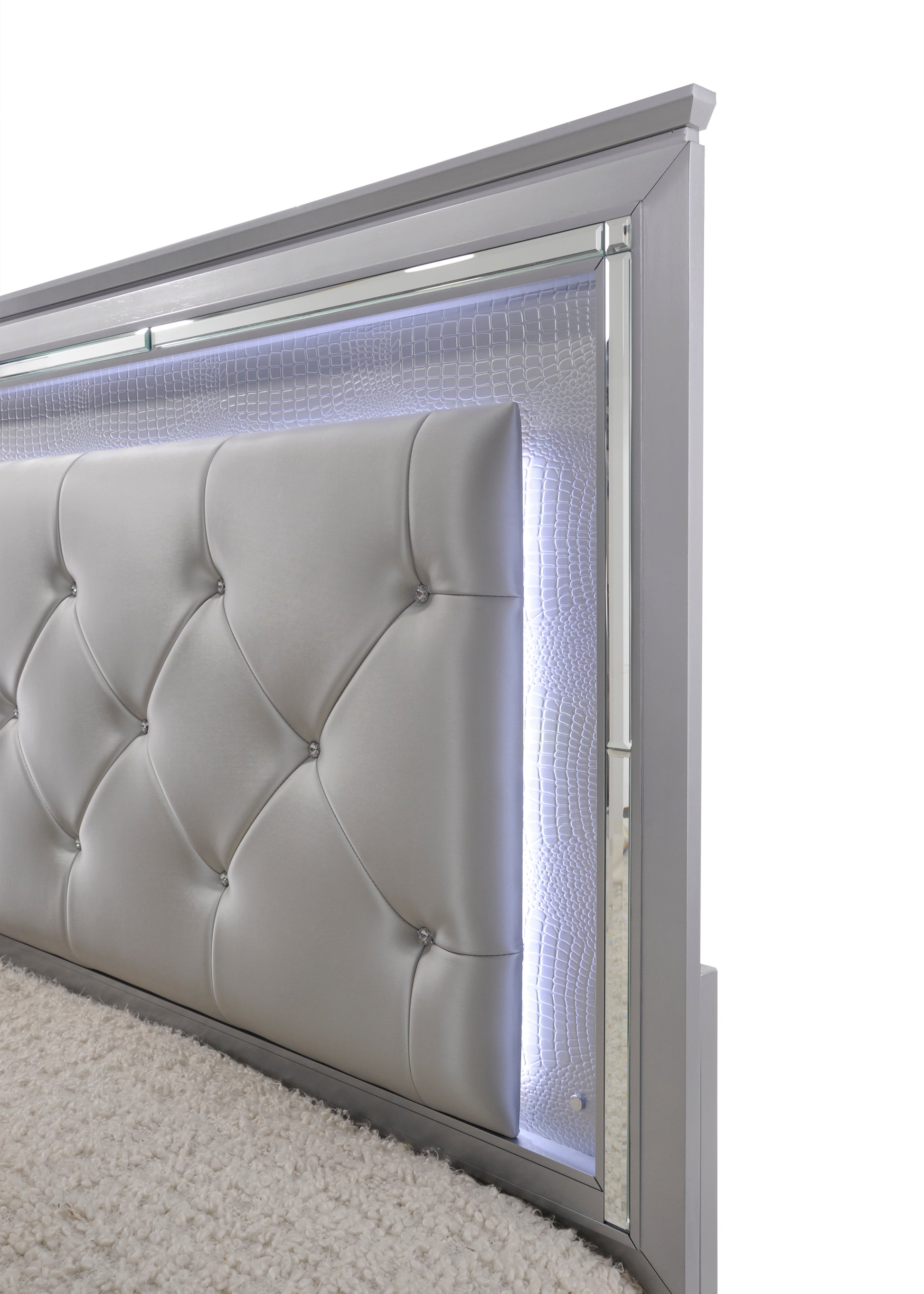 Lillian Bedroom Collection