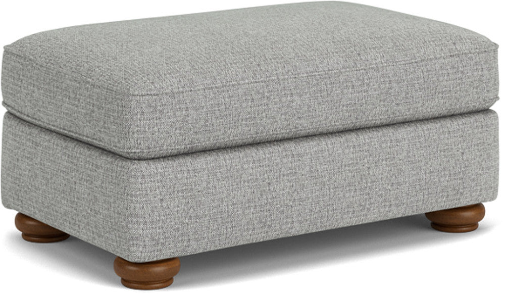 Preston Cocktail Ottoman - Fabric 061-01 - 6000000768