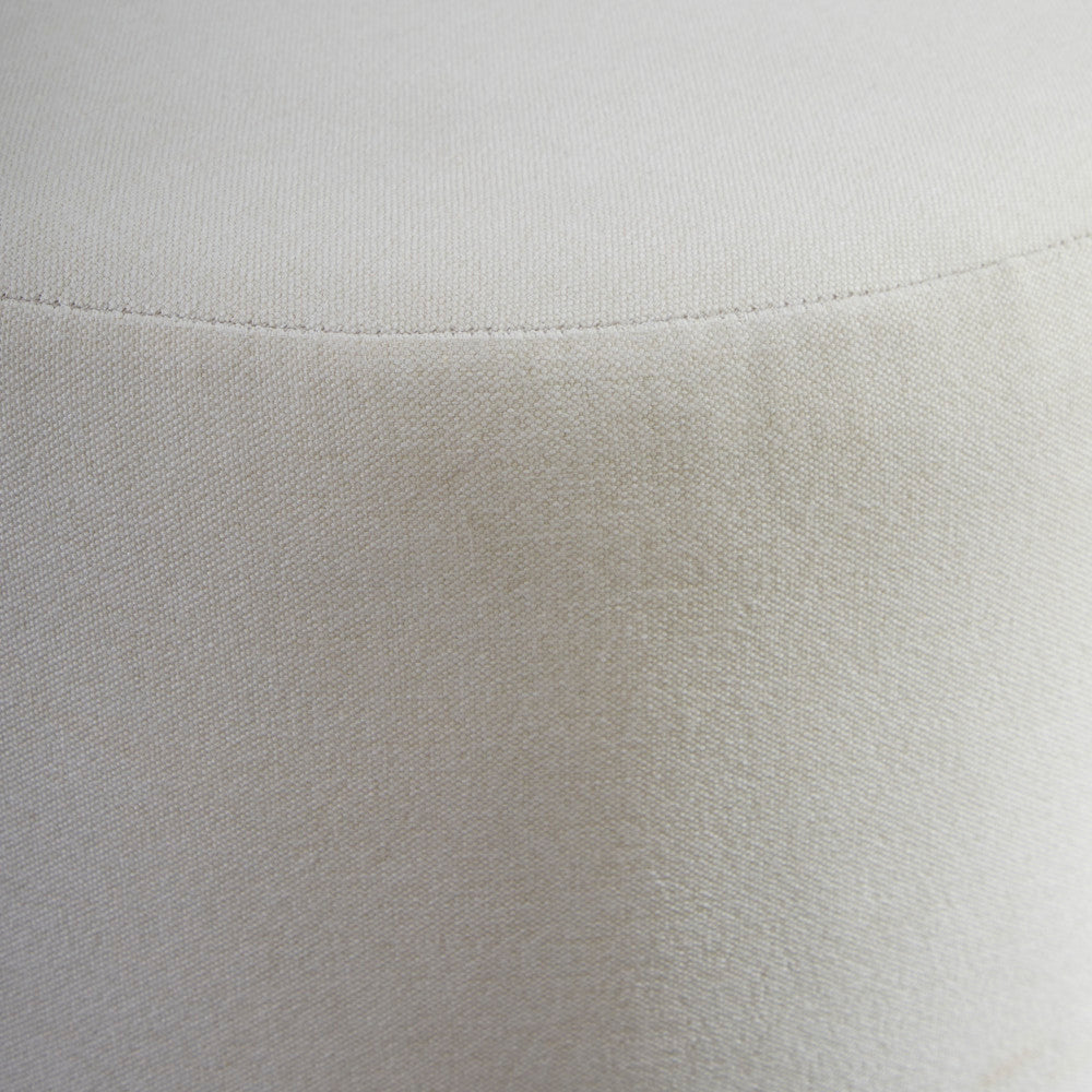 Lyra Pouf Ottoman - Default - 5000008402