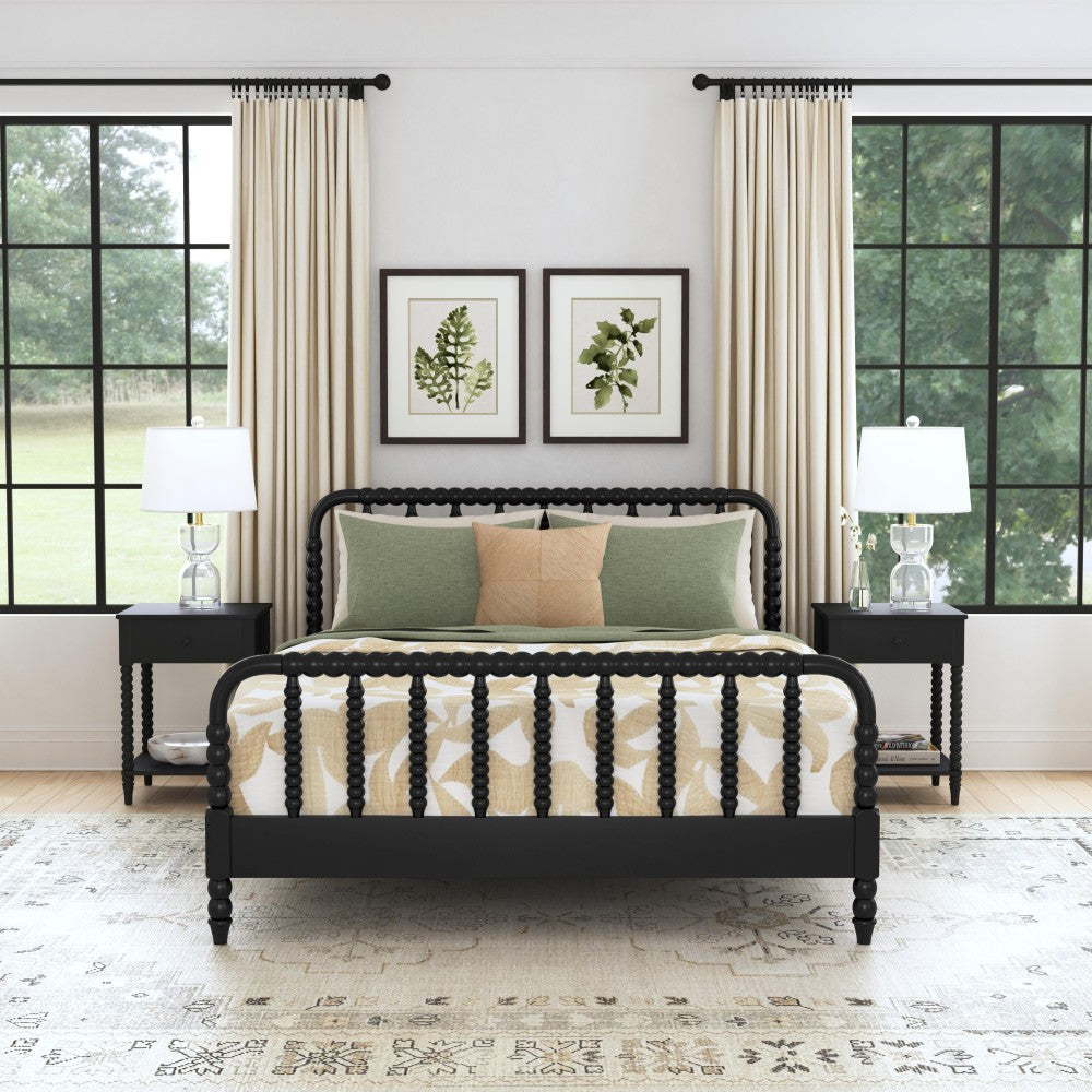 Spindle Queen Bed and Two Nightstands - Black