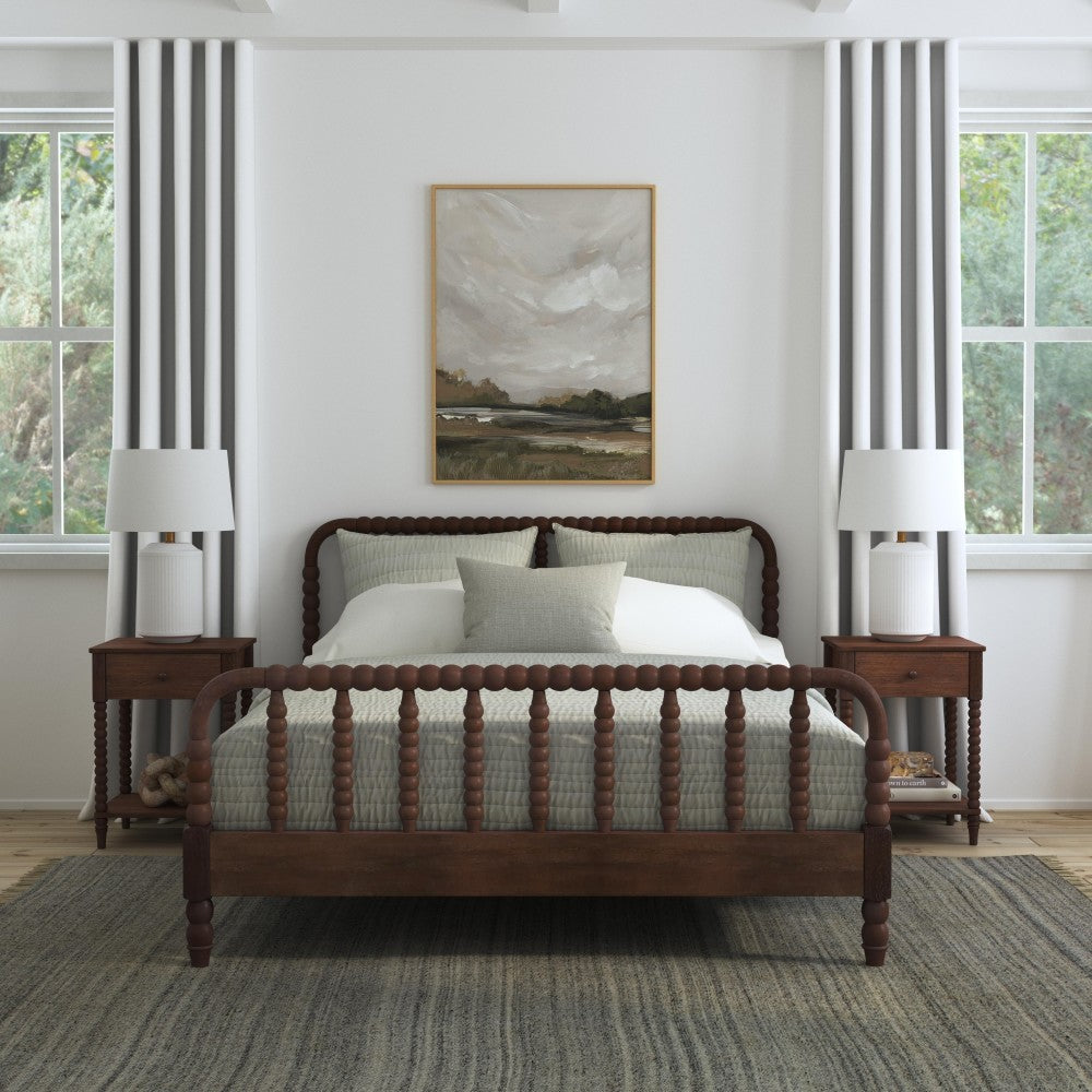 Spindle Queen Bed and Two Nightstands - Brown